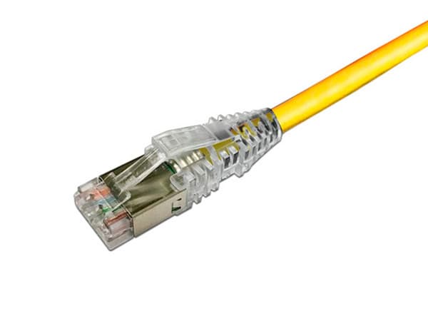 Cable Patch Cord CommScope Cat6a, RJ-45 de 0.75m, Color Amarillo.