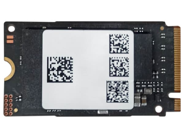 Unidad de Estado Sólido Genérico de 256GB, M.2 NVMe PCIe 4.0, Bulk, Sin Empaque.