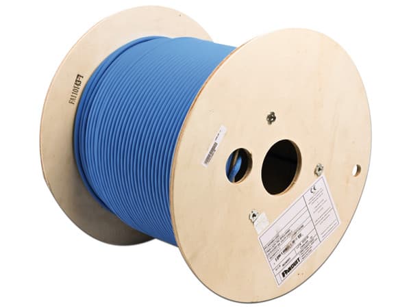 Bobina de Cable UTP Panduit, 28 AWG, 305m, Cobre, para aplicaciones de redes de datos. Color Azul.