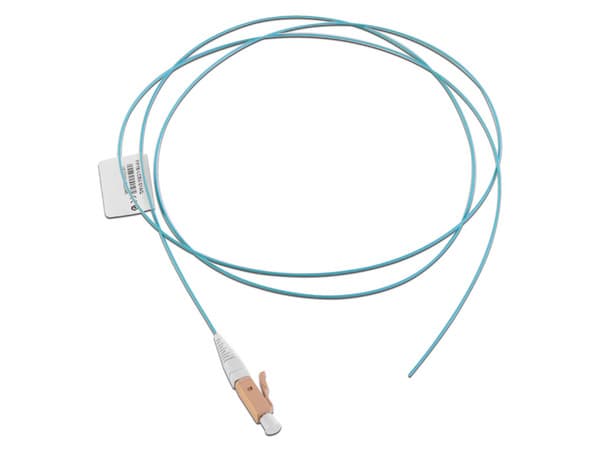 Pigtail de Fibra Óptica Siemon, LC Simplex, Multimodo OM4 XGLO 50/125, OFNR, 1m. Color Negro.