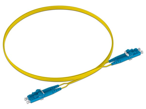 Jumper de Fibra Óptica PANDUIT, Monomodo 9/125 OS2, LC-LC Duplex, OFNR (Riser), Color Amarillo, 1m.