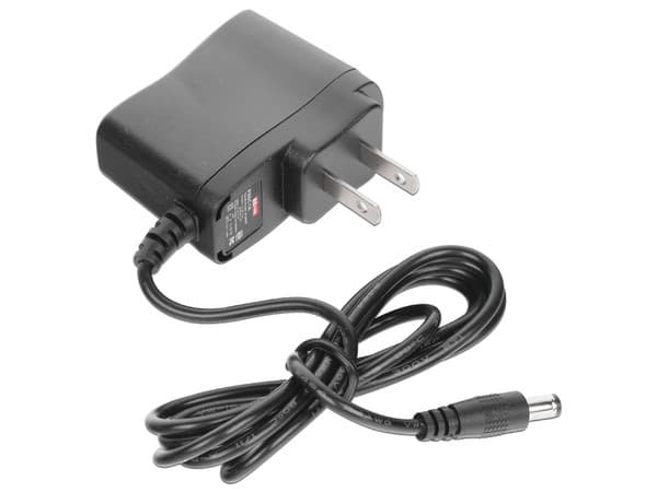 Fuente de Poder Regulada Sfire P6DC1A, 6V, 1A, Usos Múltiples. Color Negro.