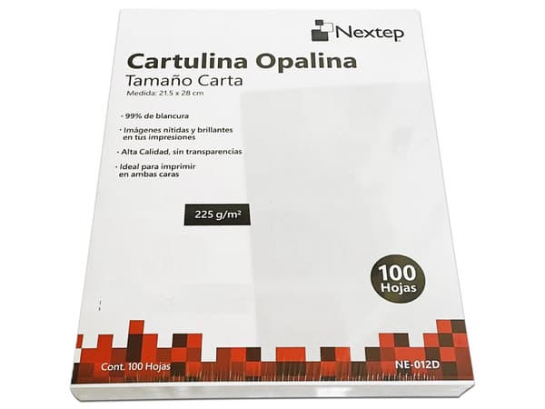 Cartulina opalina Nextep blanca con un peso de 225 gramos. Paquete con 100 hojas.