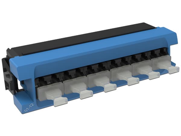 Panel de distribución Commscope MODULO 360 con 12 Aclopadores LC.