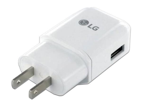 Cargador de pared LG MCS-V02WH, USB, 2A, (Sin empaque). Color blanco.