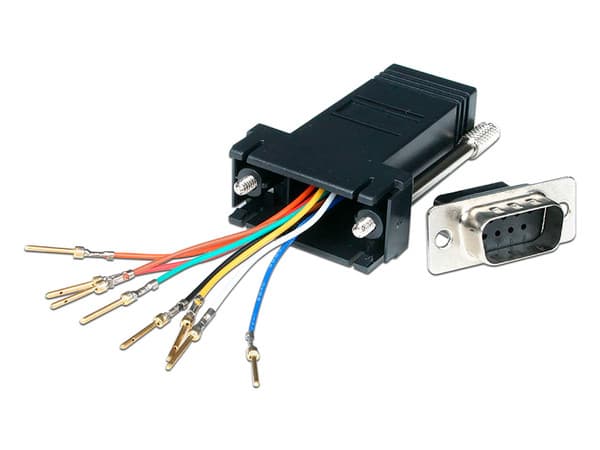 Adaptador Modular StarTech de Conector DB9 serial macho a RJ-45 hembra.