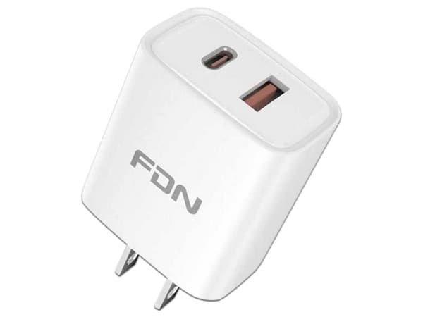 Cargador de Pared FDN Dual, Salida USB-A y USB-C, 12W, Color Blanco.