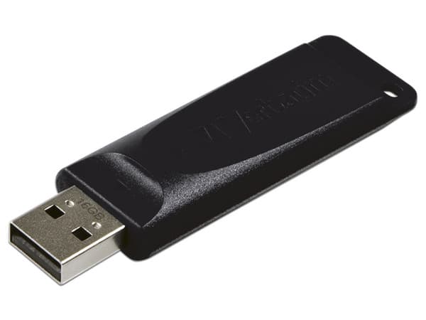 Unidad Flash USB 2.0 Verbatim 98696 de 16 GB. Color Negro.