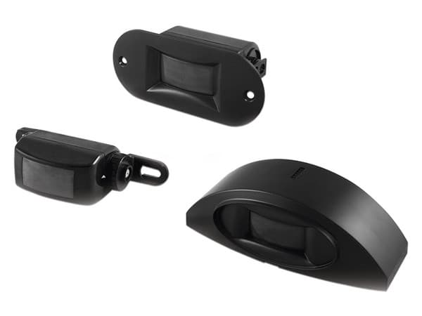 Sensor PIR BEA 10-FLY-BLKERT, ideal para accesos y salidas sin contacto. Color Negro